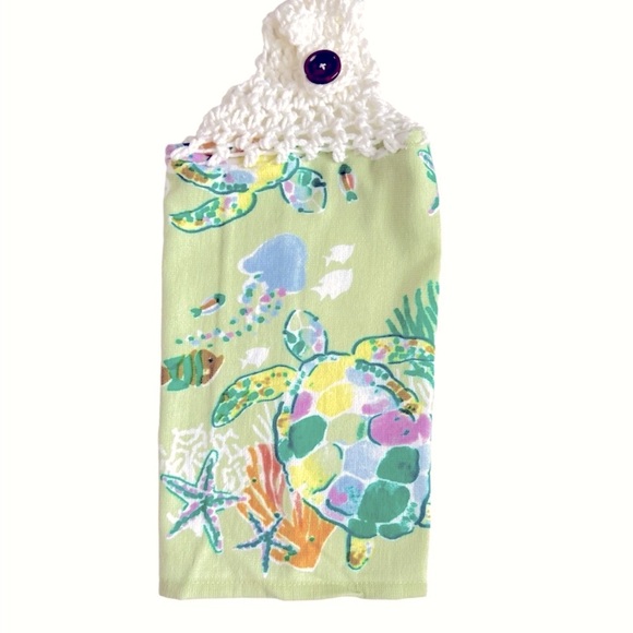 HAND CRAFTED Crochet Top Colorful Turtle Hanging Kitchen or Bathroom Hand Towel - Picture 3 of 7